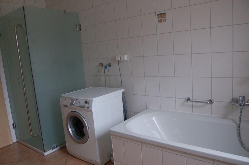 EG-Wohnung – Bad